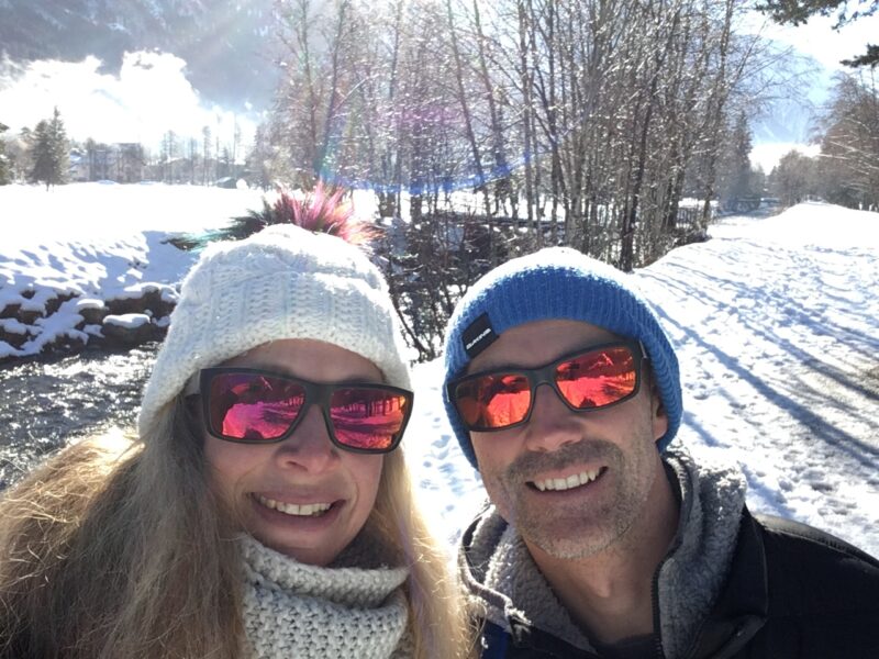 Rebecca Beasley & Stephen Hancock, owners of the Fresh Tracks Chalet Hosting & Cookery School. Image © Fresh Tracks